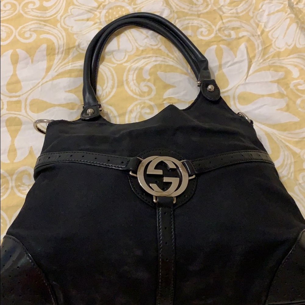 Gucci Authentic - Vintage